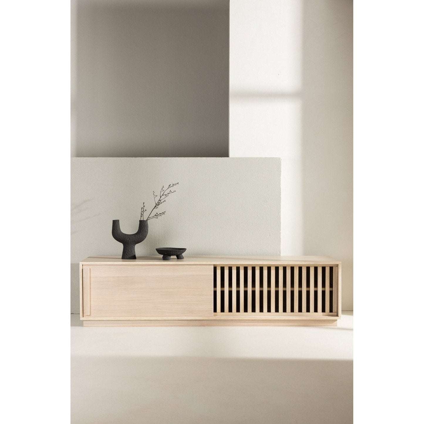 Lugo TV-benk