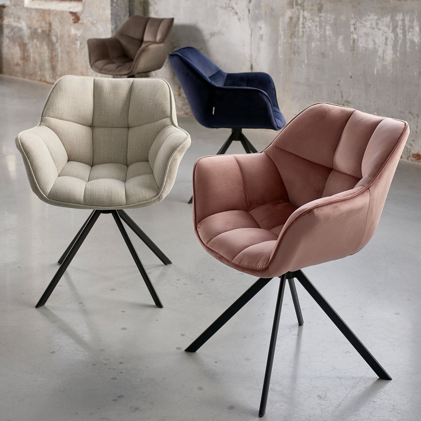 Carnaby spisestol svingbar
