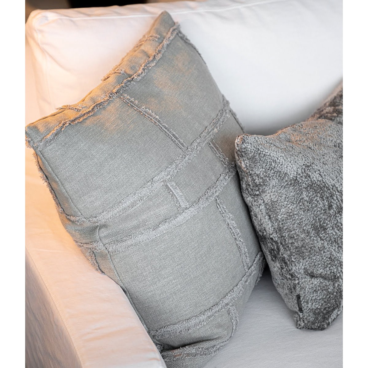 ABSTRACT Putetrekk FRINGE GREY - -Artwood -Nordstrand Møbler og Interiør