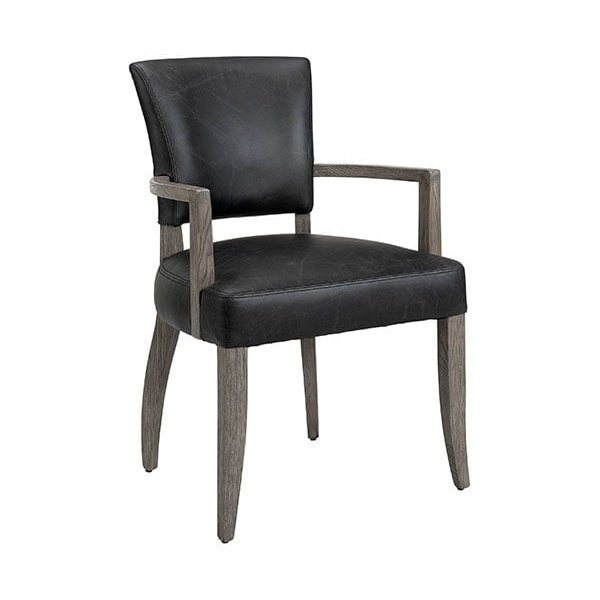 Maggie med armlene Artwood