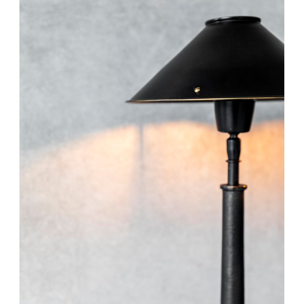 POSITANO bordlampe - -Artwood -Nordstrand Møbler og Interiør