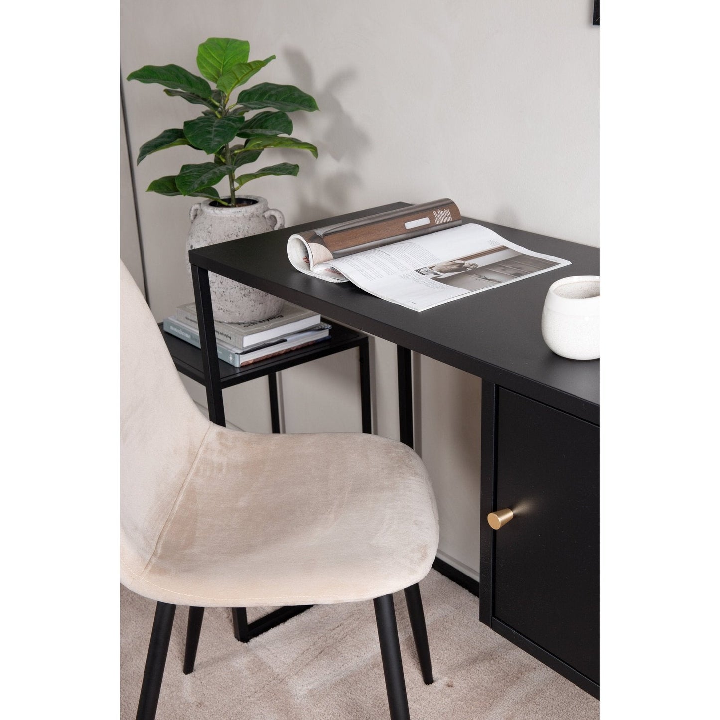 Bakal Skrivebord